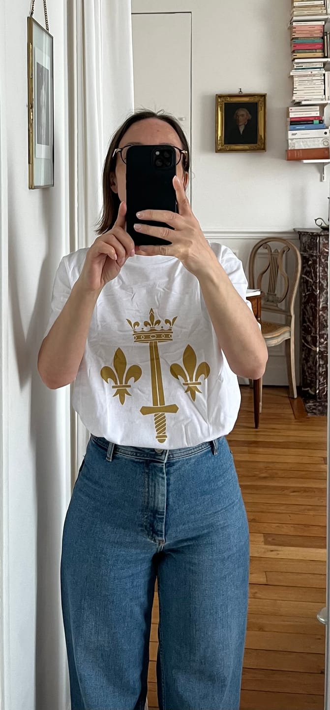 Customer photo review of T-shirt - Jeanne d'Arc