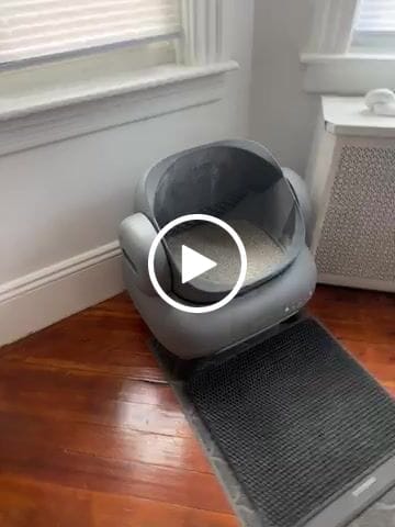 Customer video review of Neakasa M1 Open-top Self-cleaning Cat Litter Box