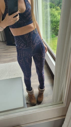 Customer photo review of Legging 7/8 con bolsillo Eco Flore Malva
