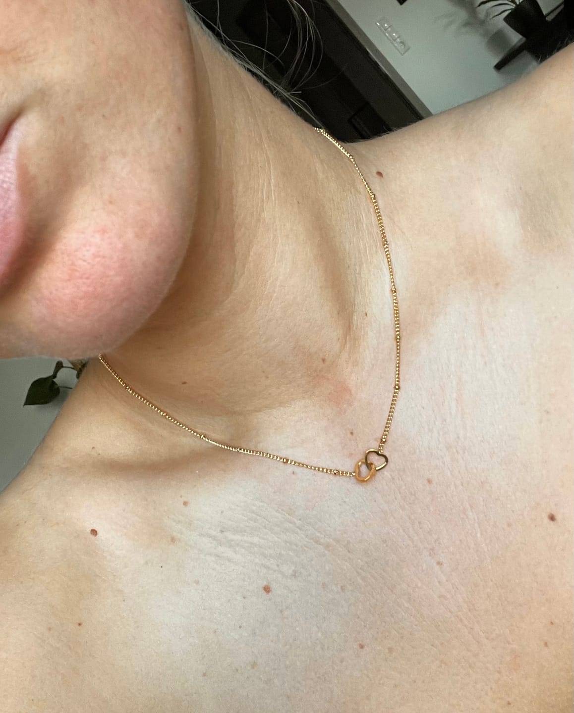 Customer photo review of Best Friends Halskette | 18K vergoldet