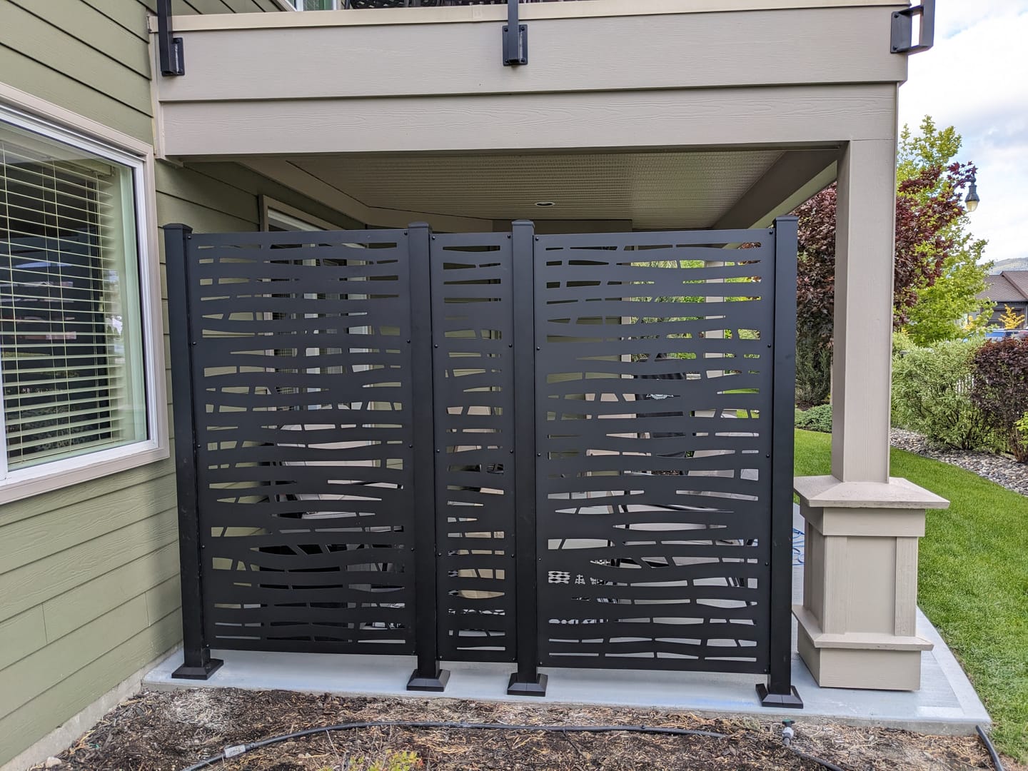 Customer photo review of Privacy Screen (Branch)