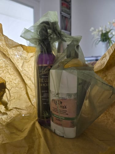 Customer photo review of Natural Deodorant FRESH & FREE Whole Body Odor Control (6 Flavors)