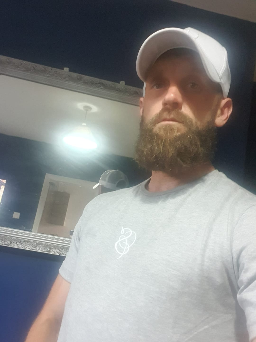 Customer photo review of Memphis T-Shirt - Grey Marl