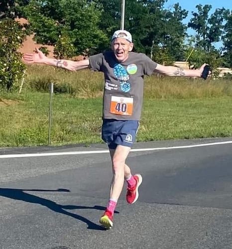 Customer photo review of F360 Fashion Arcade Runner Crew Socks