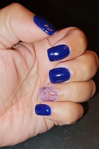 Customer photo review of D1079 Happy Hydrangea Pink Flake Dip Powder