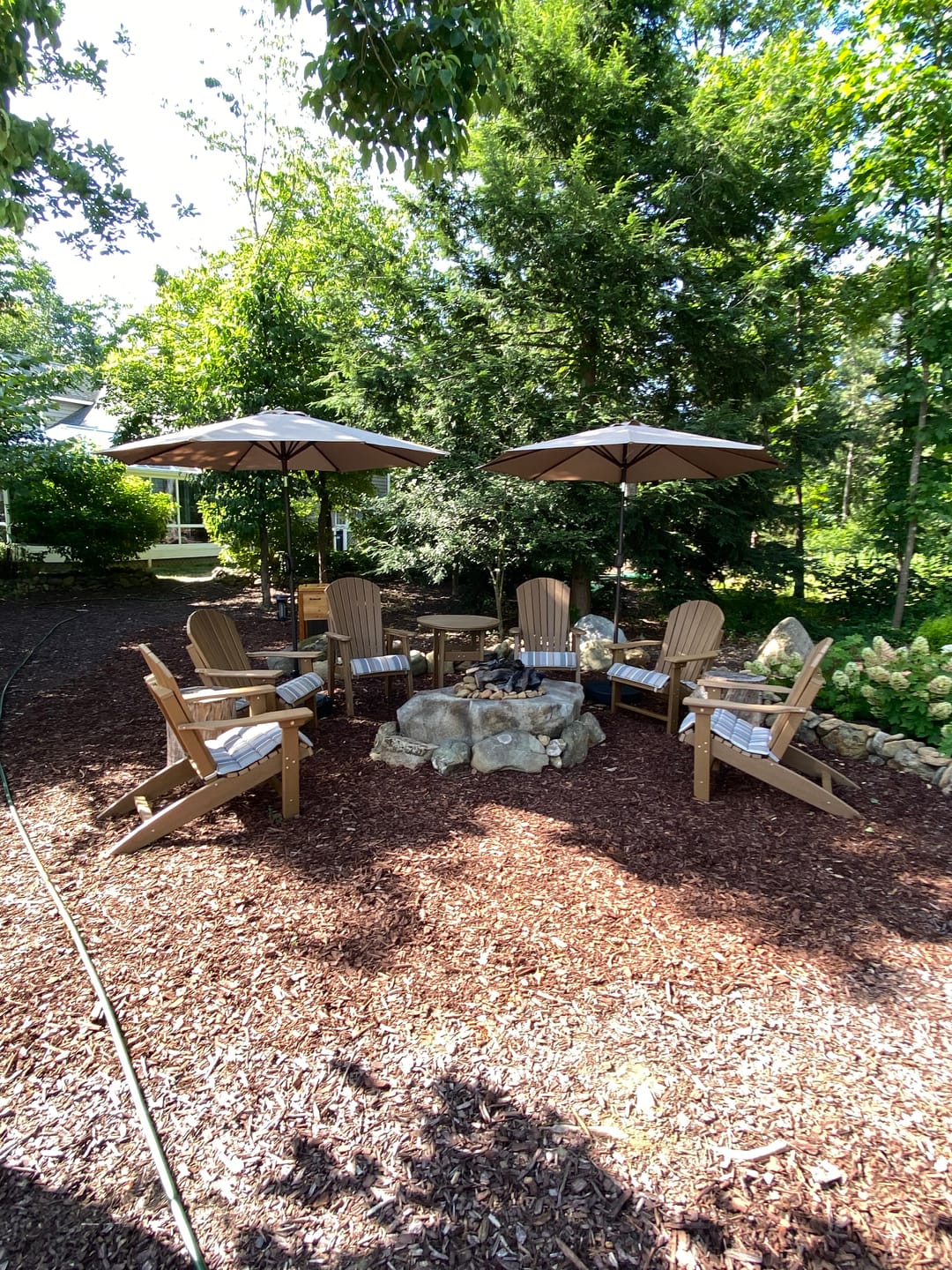 Customer photo review of QUICK SHIP - SET OF 4 - DURAWEATHER POLY® KING SIZE STATIONARY ADIRONDACK CHAIR