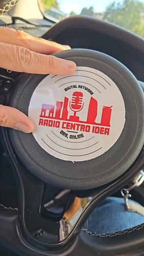 Customer photo review of Sticker Vinile Classico