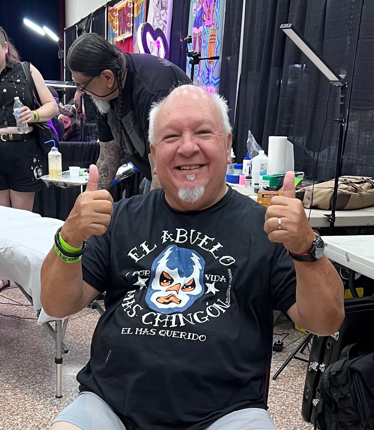 Customer photo review of El Abuelo Mas Chingón OG T-Shirt