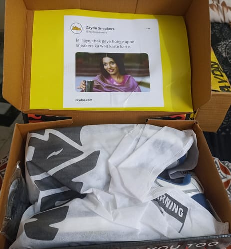 Customer photo review of HARVEY Wht T.Blue Red Men's casual sneaker