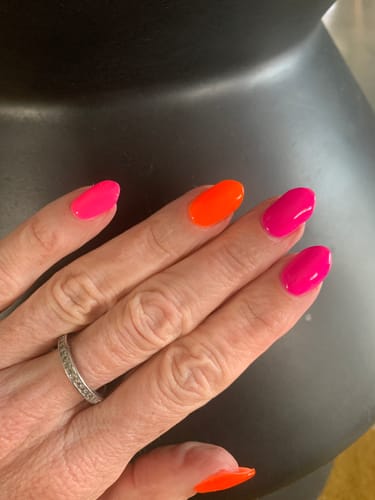 Customer photo review of D377 Flippant Pink Crème Dip Powder