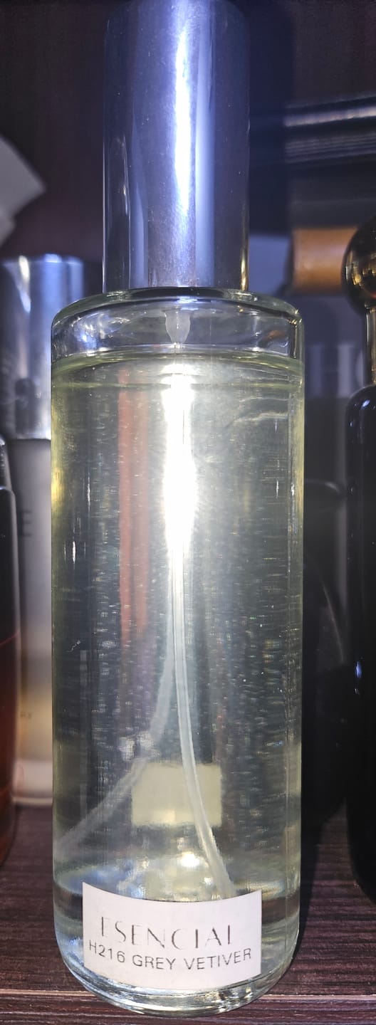 Customer photo review of H216 Inspirado en: Grey Vetiver - Tom Ford