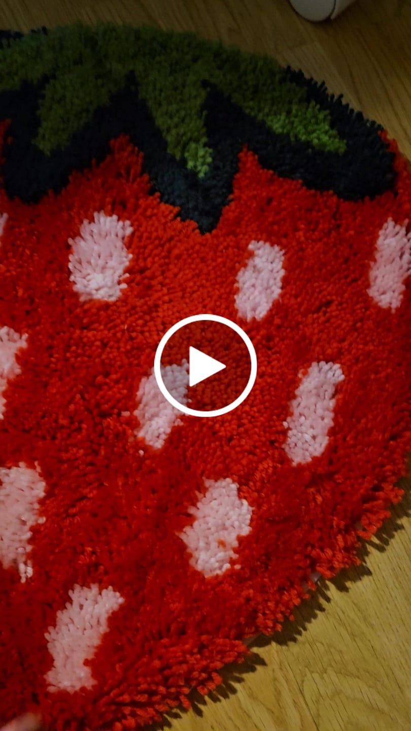 Customer video review of PRE-ORDER | STRAWBERRY DREAMING Rug Making Kit
