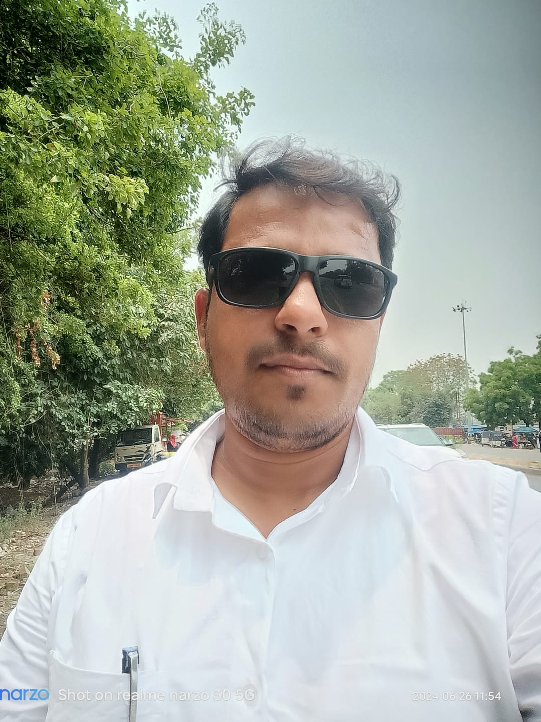 Customer photo review of UATHAYAM Snow Field 100% Cotton Formal White Shirts For Men - 2 Pcs Combo Pack