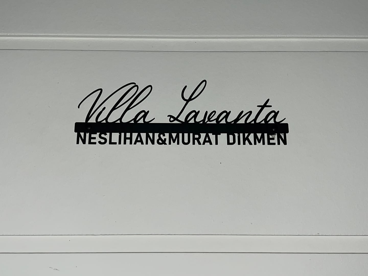 Customer photo review of Metal Family Name Kişiye Özel Tasarım