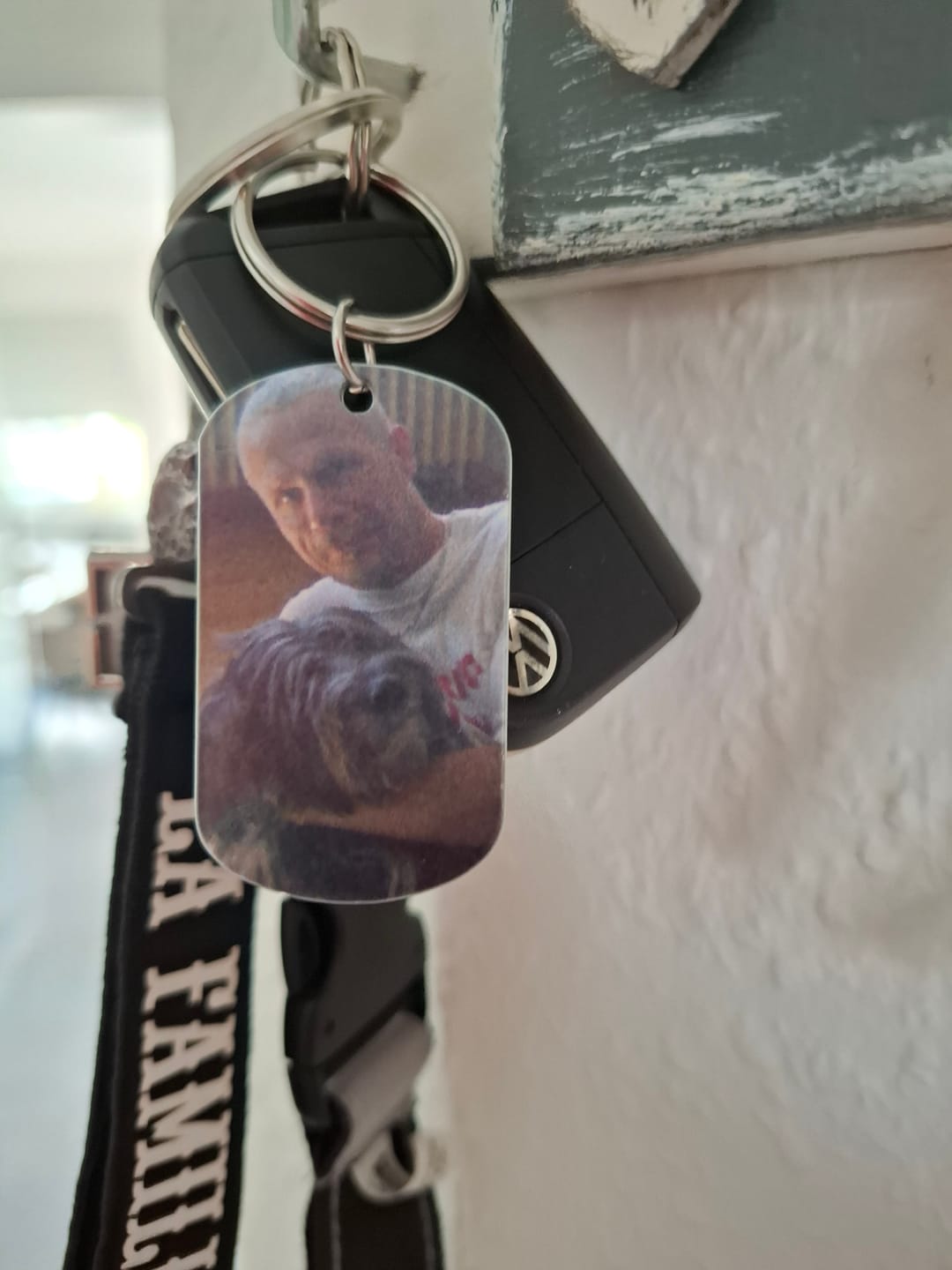 Customer photo review of Für immer im Herzen - Individueller Dog Tag Schlüsselanhänger
