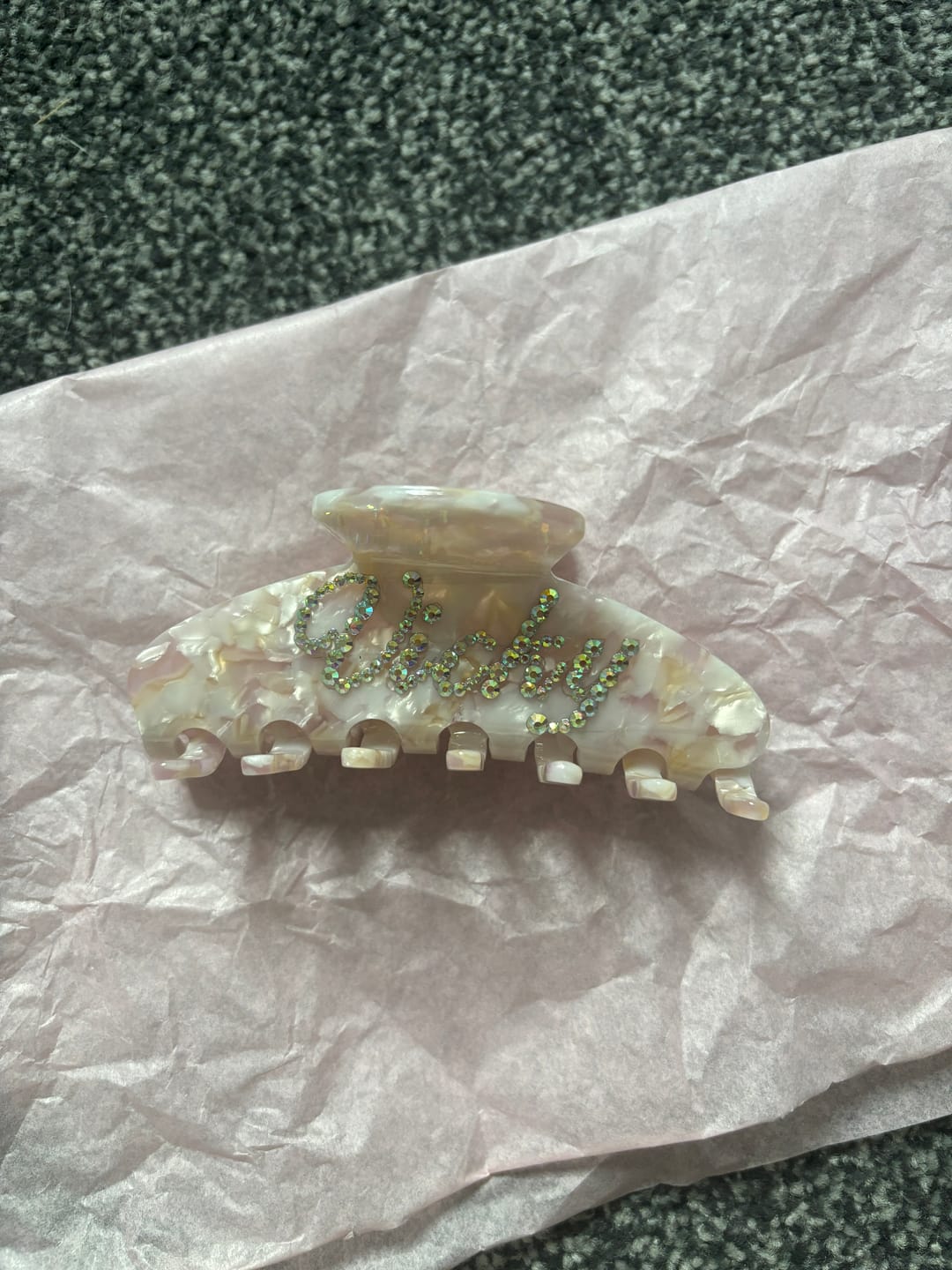 Customer photo review of custom hair claw clip