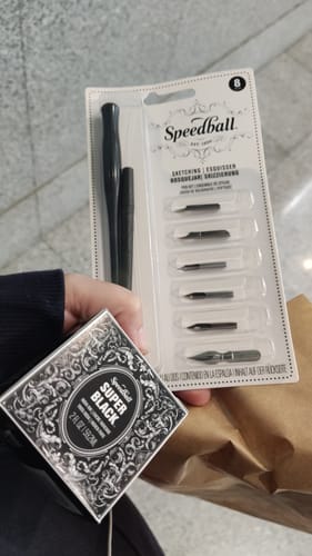 Customer photo review of Speedball - Tinta China India Super Black 59.2 ml