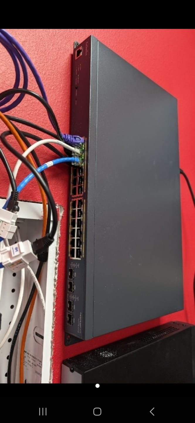 Customer photo review of EWS7928P-FIT: EnGenius Fit 24-Port Power over Ethernet Switch 240W Gigabit PoE+