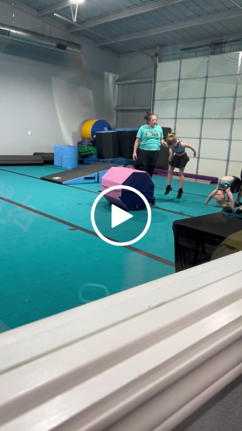 Customer video review of Gymnastics Octagon Tumbling Trainer Mat (S/M)