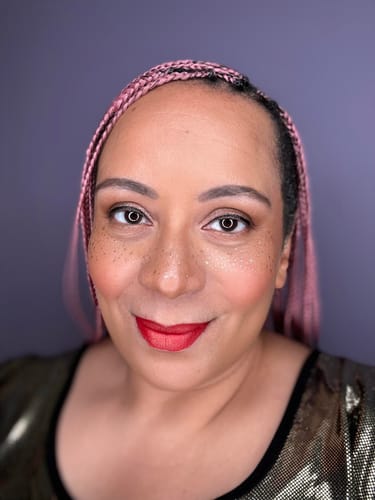 Customer photo review of Gold Stardust Speckles Makeup Patches