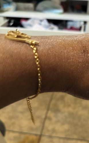 Customer photo review of Personalized Name Anklet/ Bracelet