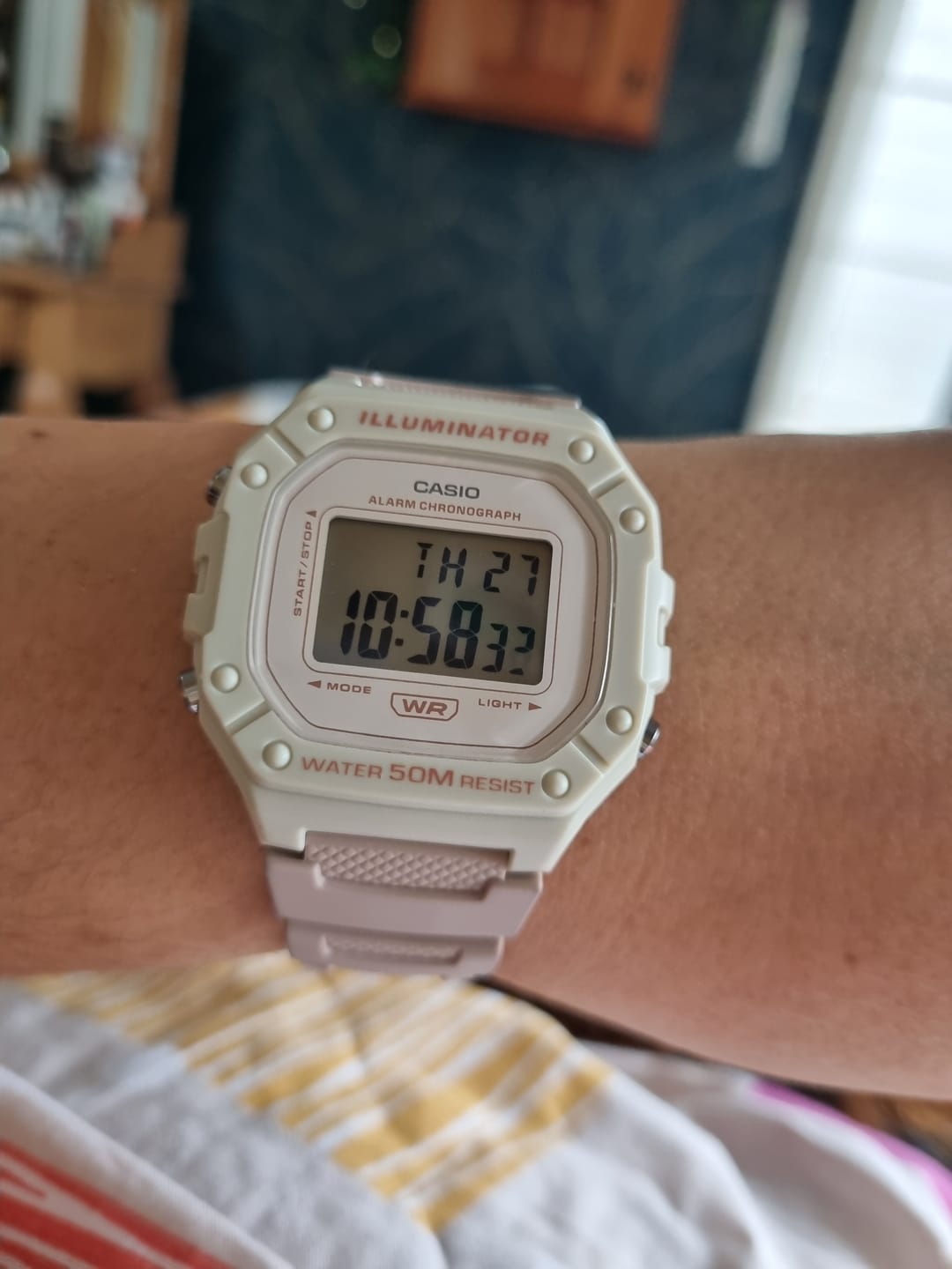 Customer photo review of Reloj Casio Vintage W-218HC-4A2VDF Rosado Suave