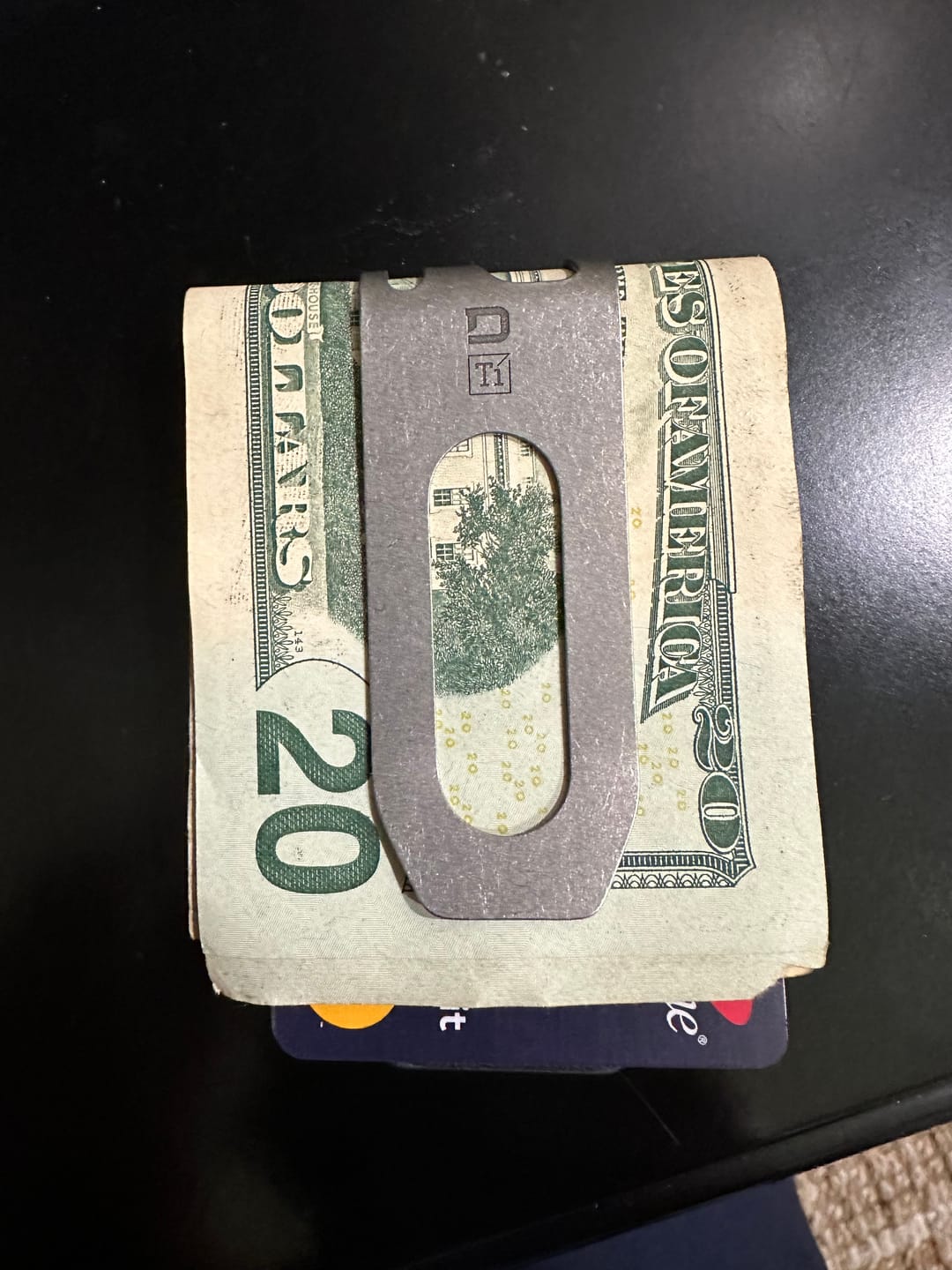 Customer photo review of MC02 TITANIUM MONEY CLIP