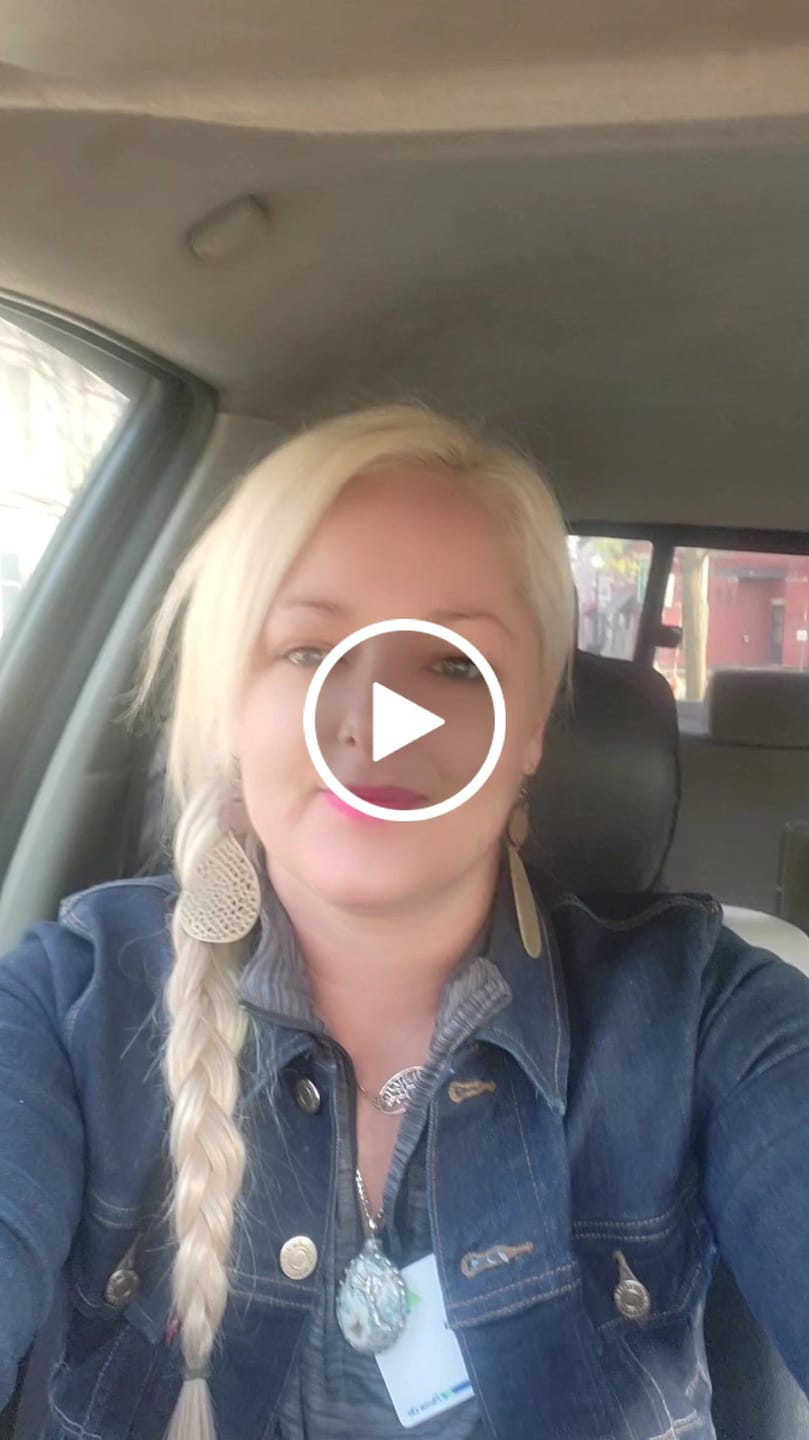 Customer video review of Full Shine Clip in Extensions 100% Remy Human Hair 7 Pieces Highlights (#P18/613)