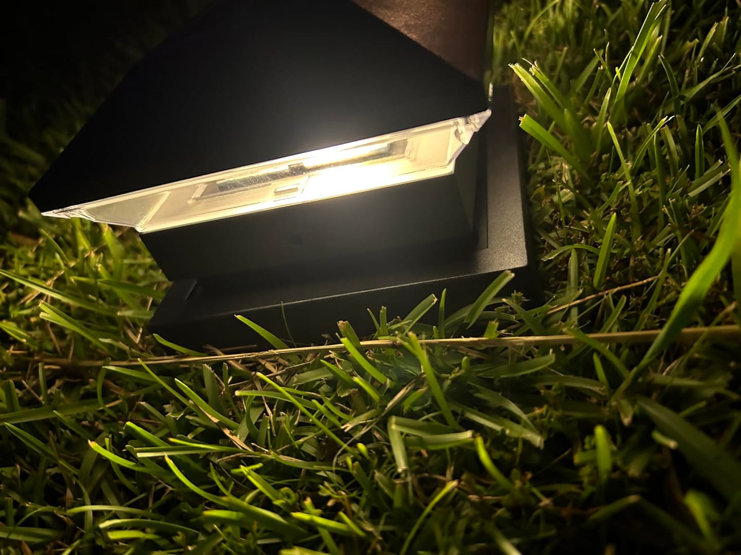 Customer photo review of 6000K/3000K Solar Deck Post Light for Patio 6/12 Pack