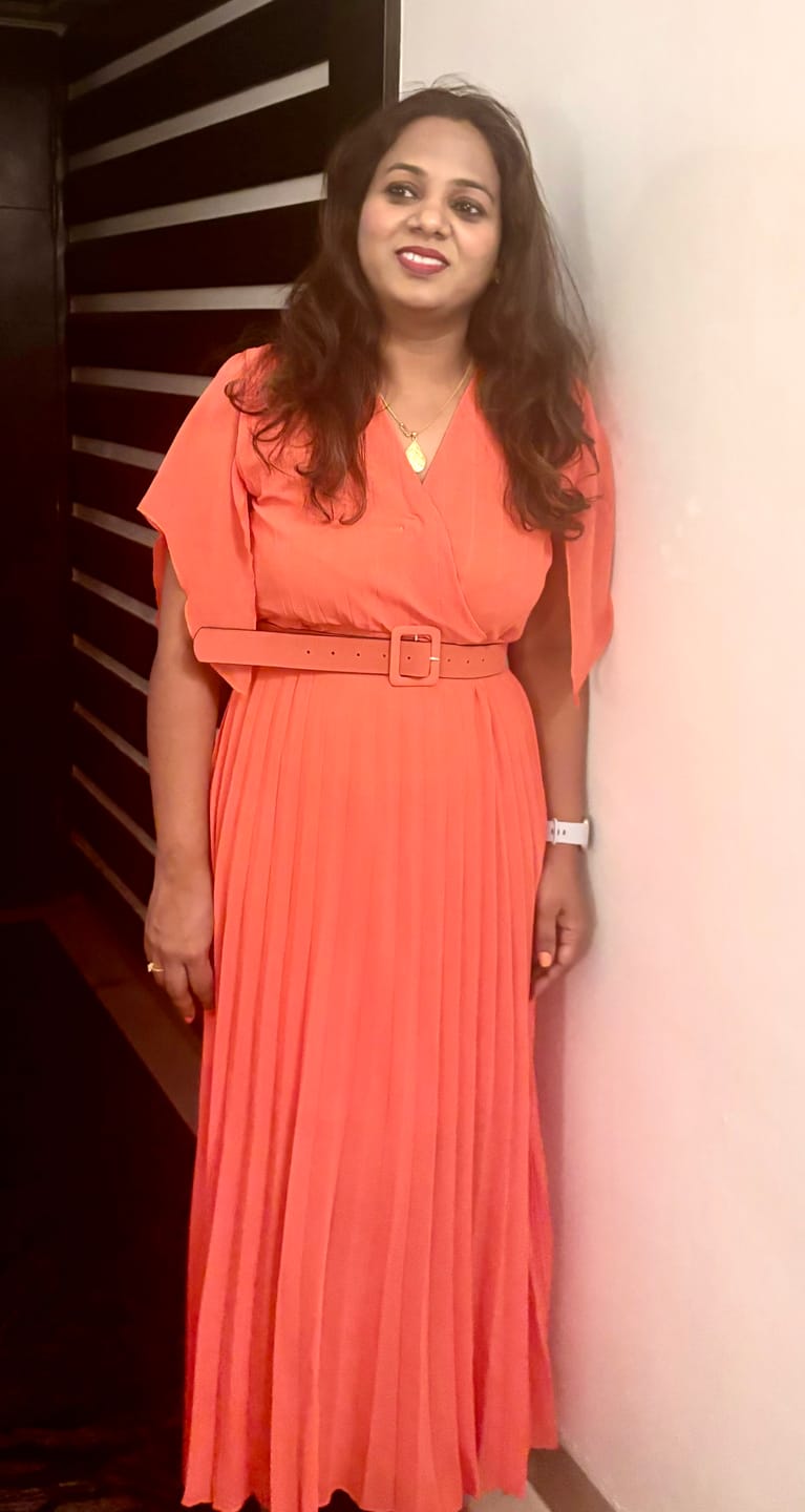 Customer photo review of Parota Statement Dress