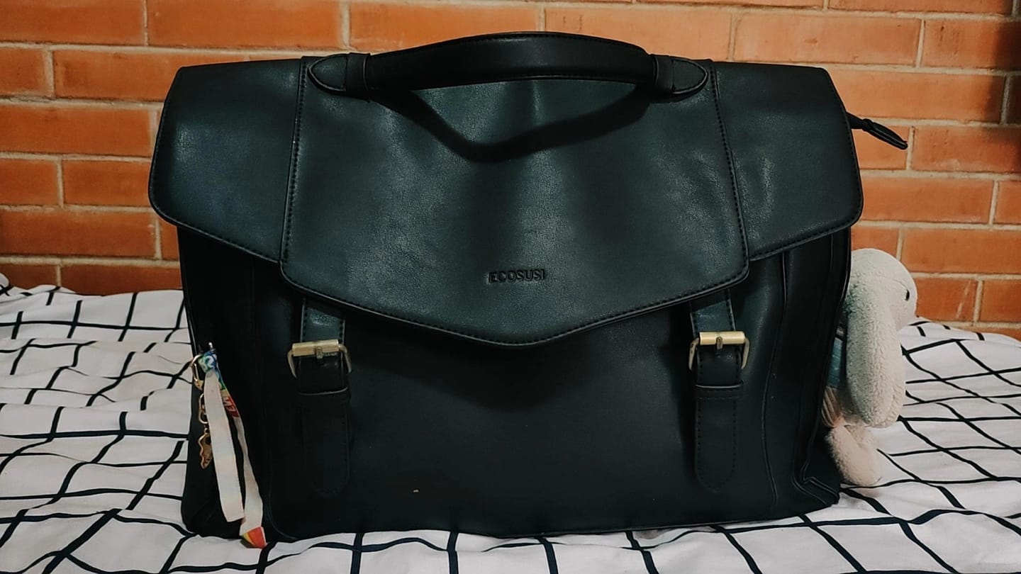 Customer photo review of Julie Vintage Vegan Briefcase