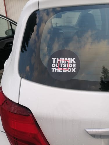 Customer photo review of GROSSE STICKER / AUFKLEBER • THINK OUTSIDE THE BOX (10 STK.)
