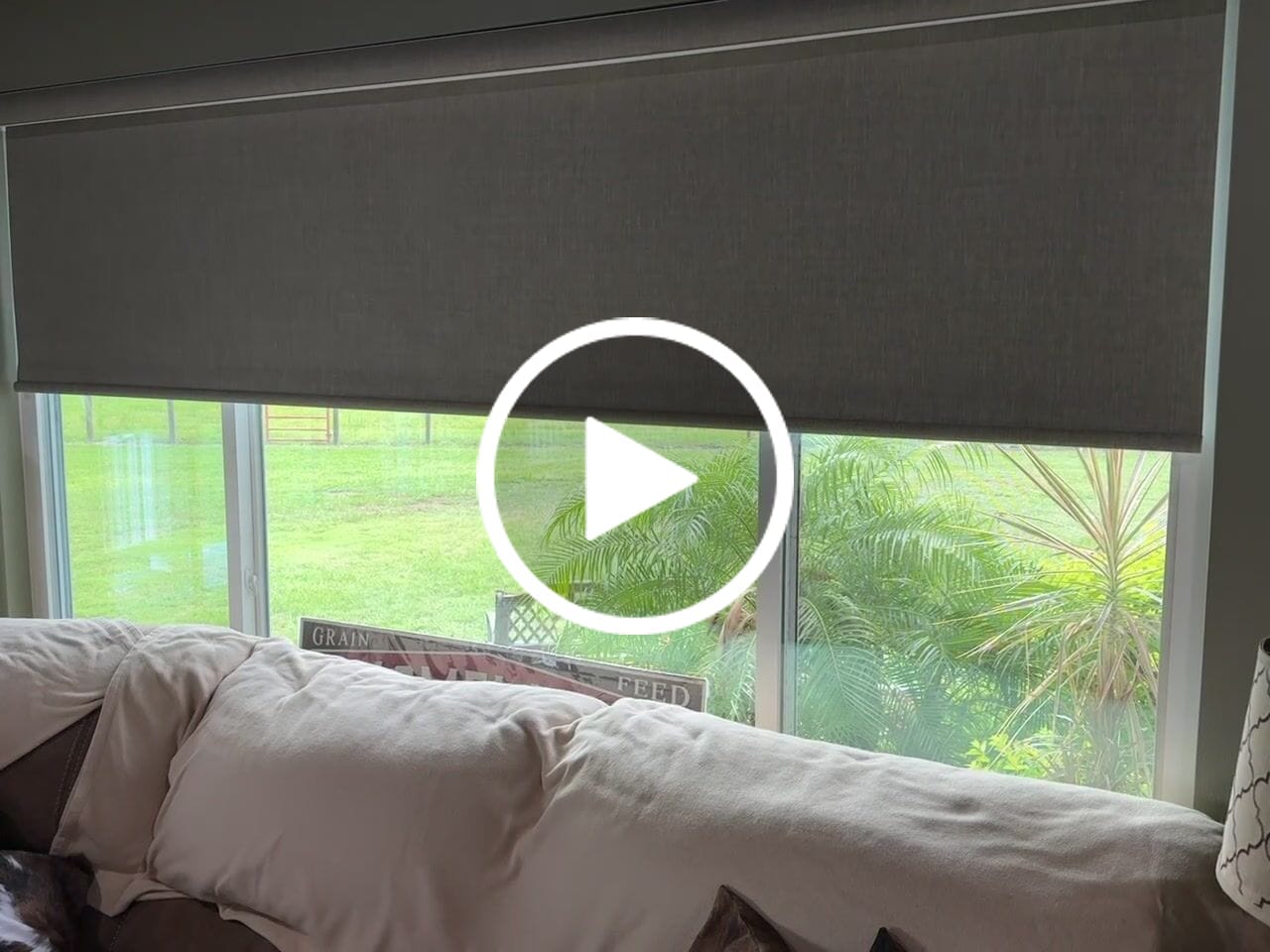 Customer video review of SmartWings Motorized Roller Shades 100% Blackout Vigor