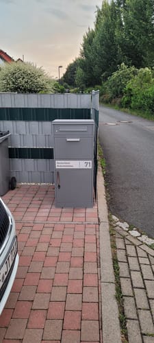 Customer photo review of Aufpreis Ausführung Briefkastenschild 2-zeilig