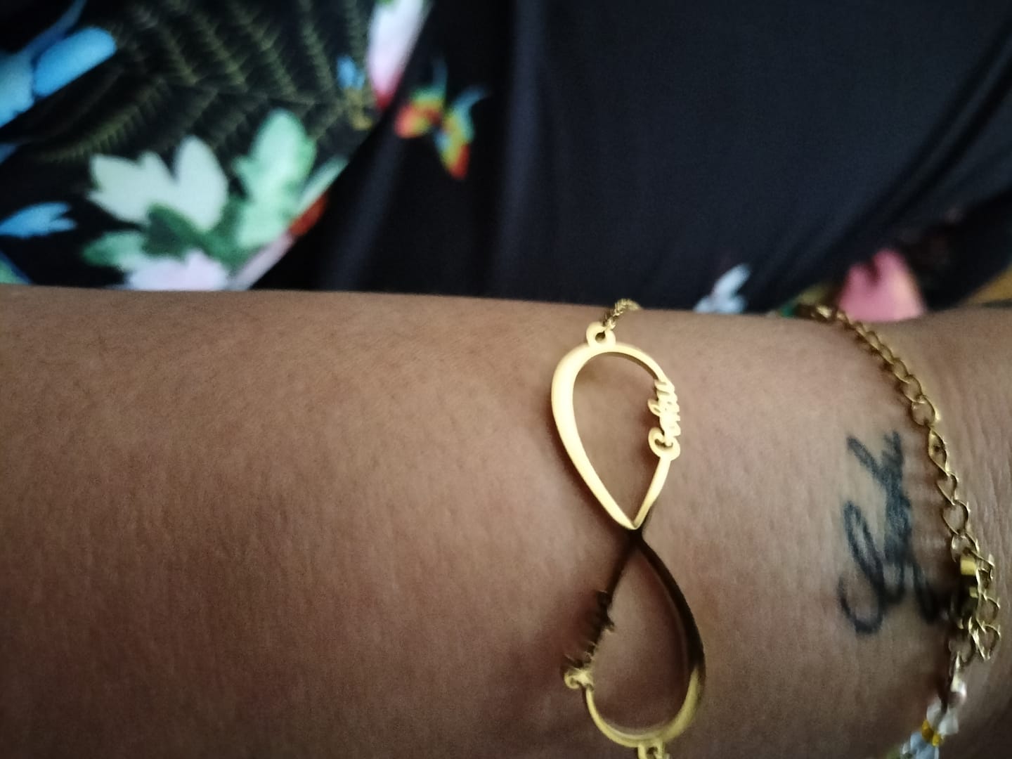 Customer photo review of Pulsera Infinito ~ Personalizable