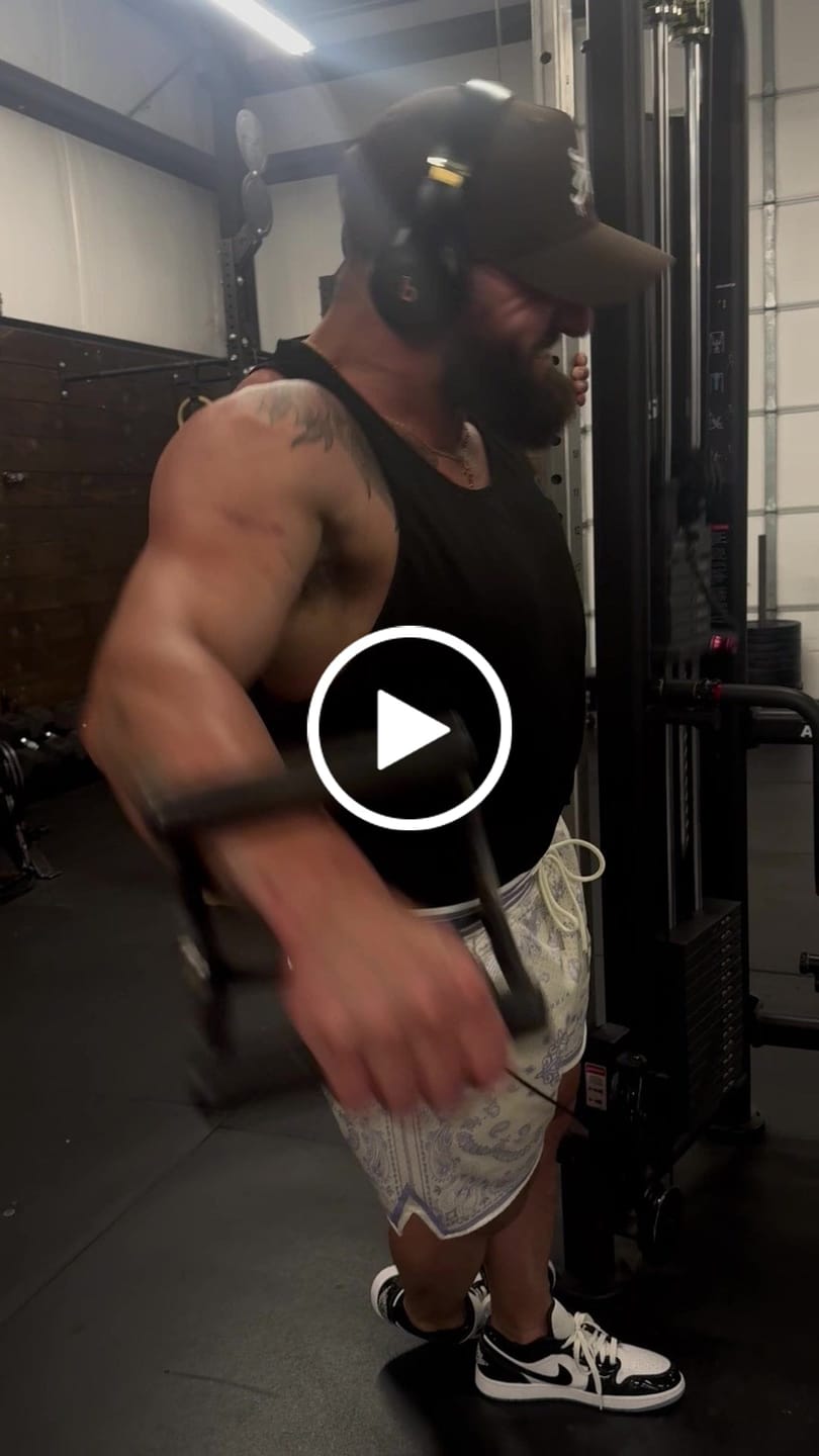 Customer video review of 132 Infamous Bandana Shorts