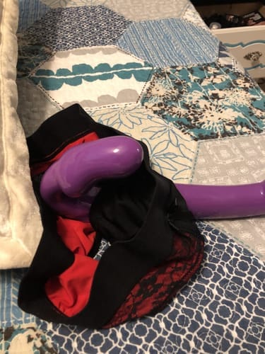 Customer photo review of 7X Revolver 2 Inch Thick Vibrating Strapless Strap-on
