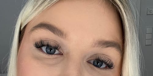 Customer photo review of DIY Wimpernband Volume 4