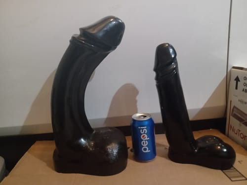 Customer photo review of The Annihilator XXXL Dildo