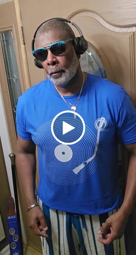 Customer video review of Simple Record T-Shirt