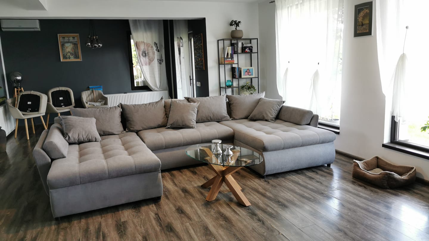 Customer photo review of Colțar extensibil dumonde cu ladă de depozitare si sezut confortabil din spuma HR, Loana Grey U 355x185 cm