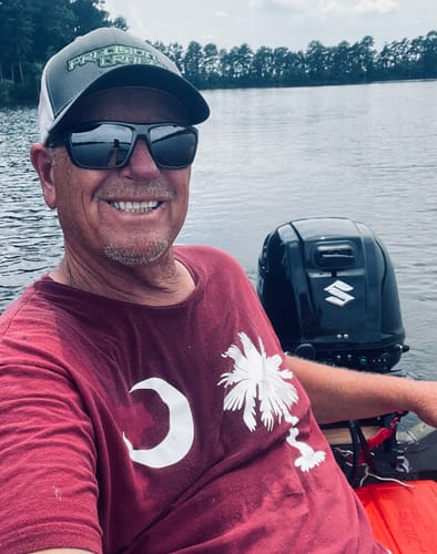 Customer photo review of Suzuki 25 HP Outboard Motor - Model DF25AES5