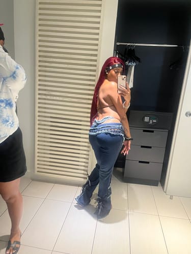 Customer photo review of LOW RISERS (BLUE DENIM)