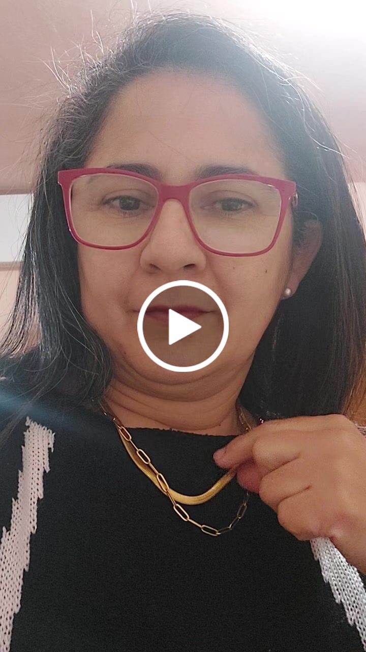 Customer video review of Mix Colar Antonela Banhado em Ouro 18k