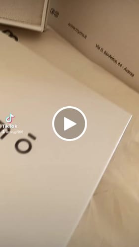 Customer video review of Collana Cuore Pavè