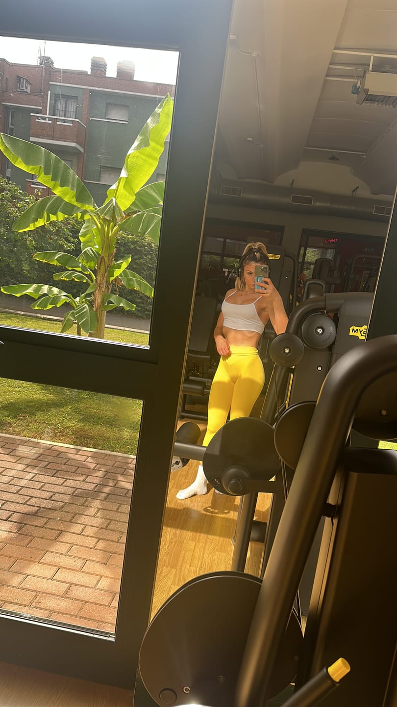 Customer photo review of Top Angel Bianco