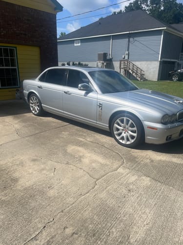 Customer photo review of 2004-2009 Jaguar XJ8 4 Wheel Air Suspension Conversion Kit with Light Fix Module (JA14FM)