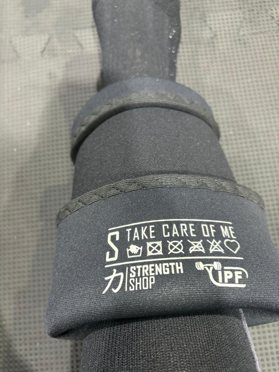 Customer photo review of 7MM Inferno PRO Knee Sleeves - EXTRA STIFF NEOPRENE - IPF Approved
