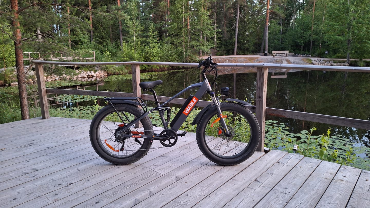 Customer photo review of Vakole CO26 26" 750W Fat Bike Full Suspension E-Mountain Bike 48V 16Ah E-MTB [Pre-Order]
