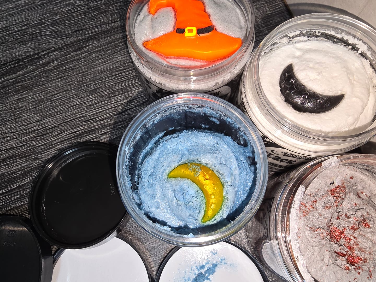 Customer photo review of The Witching Hour  Sugar Scrub (Clove, Sandalwoods & Apples)